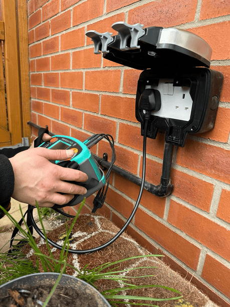 Outdoor socket installation and testing